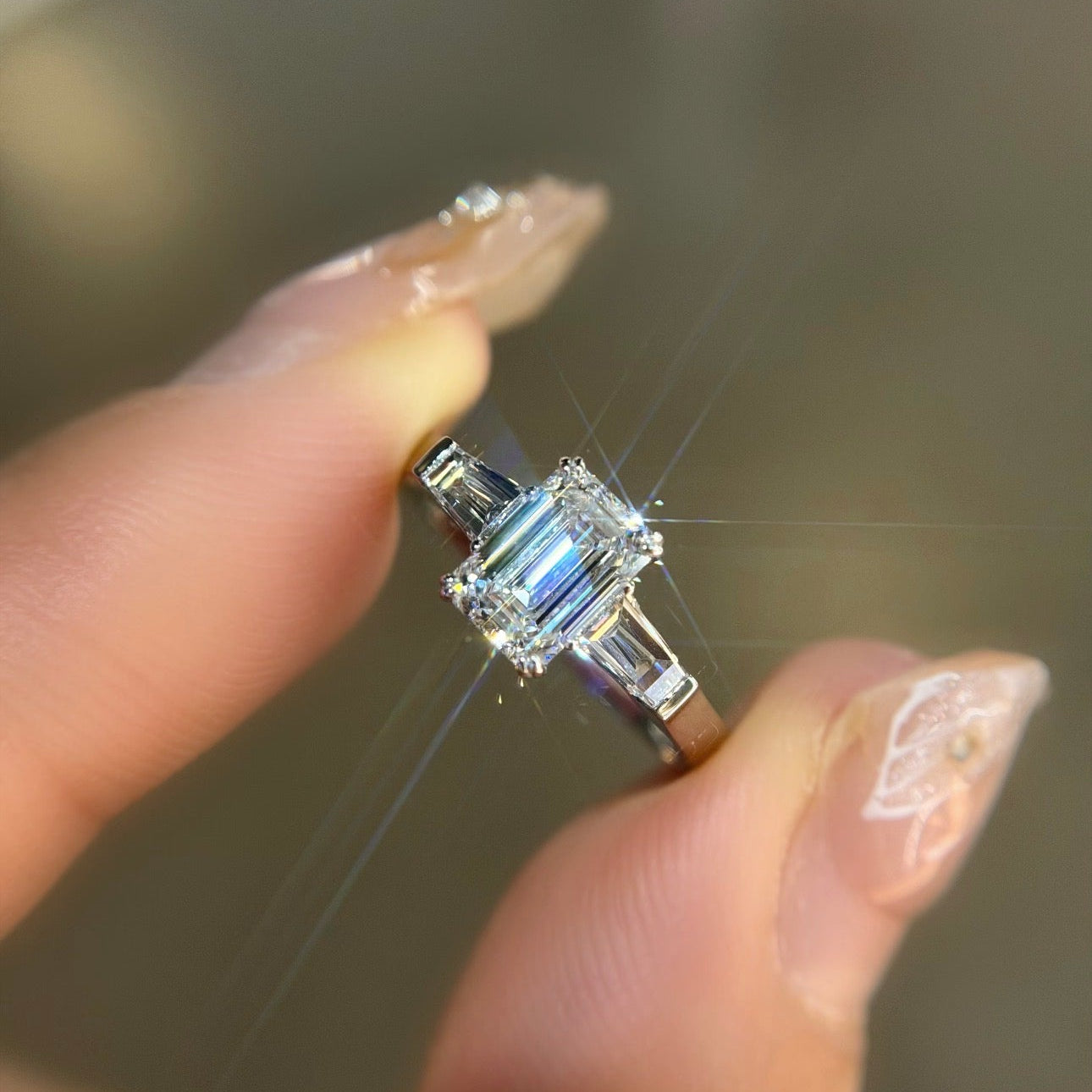 1 CT Emerald Lab Diamond Ring 18K White Gold