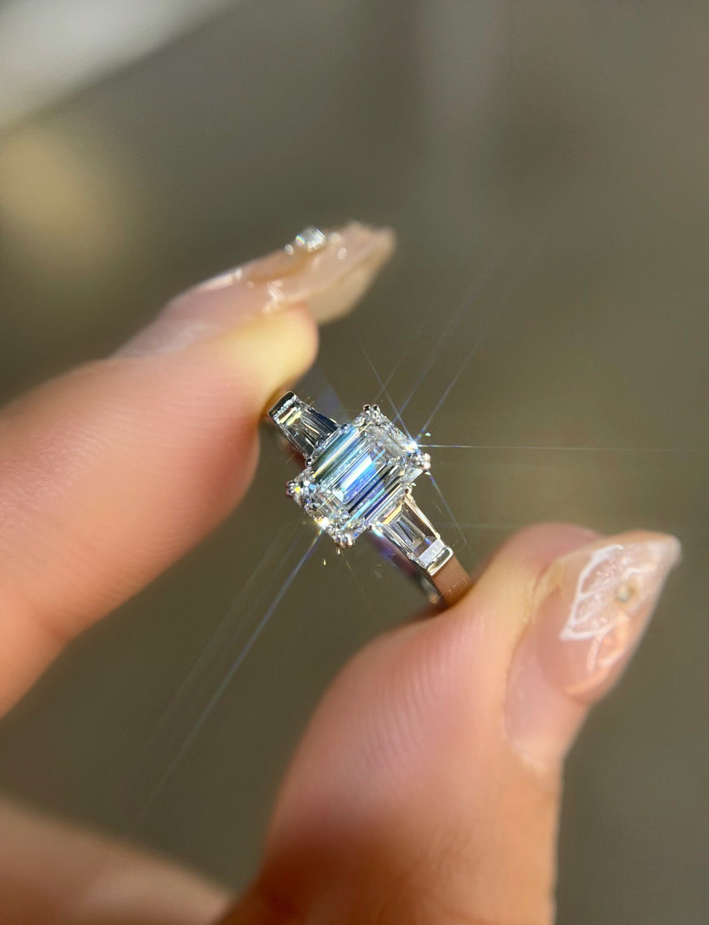 1ct Emerald Lab Grown Diamond Ring with IGI Certificate