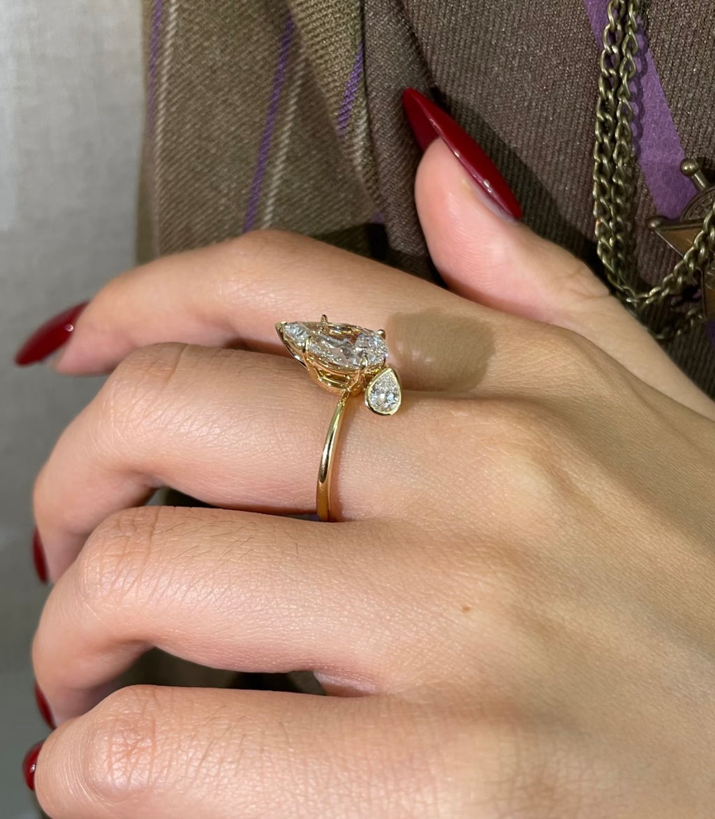 3ct Pear Lab Grown Diamond IGI Certified Ethical Engagement Ring 18K Gold