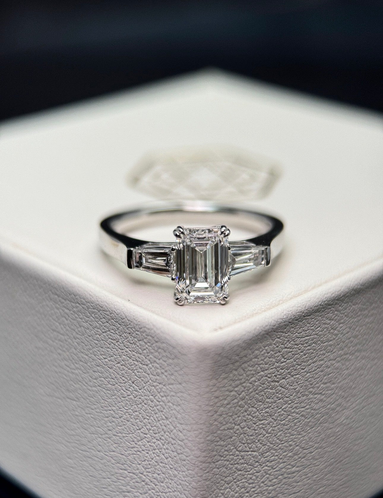 1 CT Emerald Lab Diamond Ring 18K White Gold