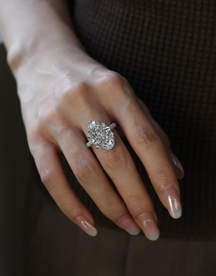 10 CT Oval Lab Diamond Ring 18K Gold
