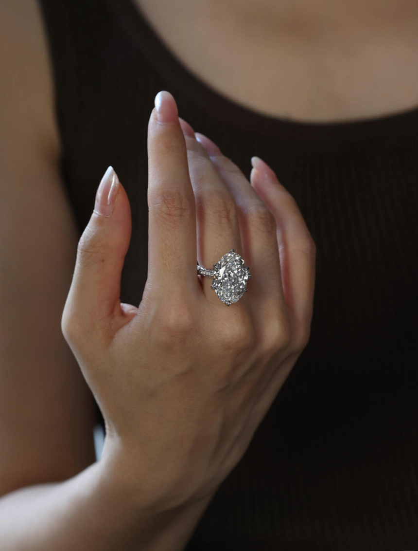 10 CT Oval Lab Diamond Ring 18K Gold
